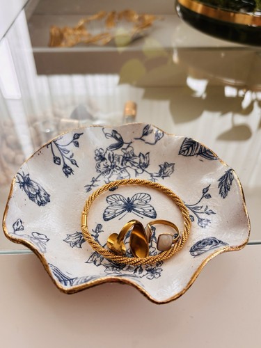 Hand made air dry clay - hand,